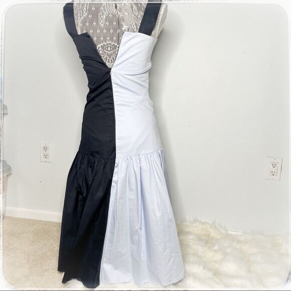 Cavalier brand dress made in Canada - Picture 2 of 5